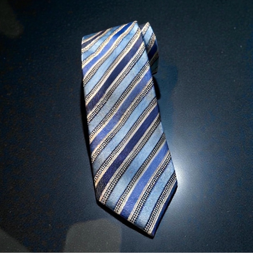 CANALI Silk Stripe Tie